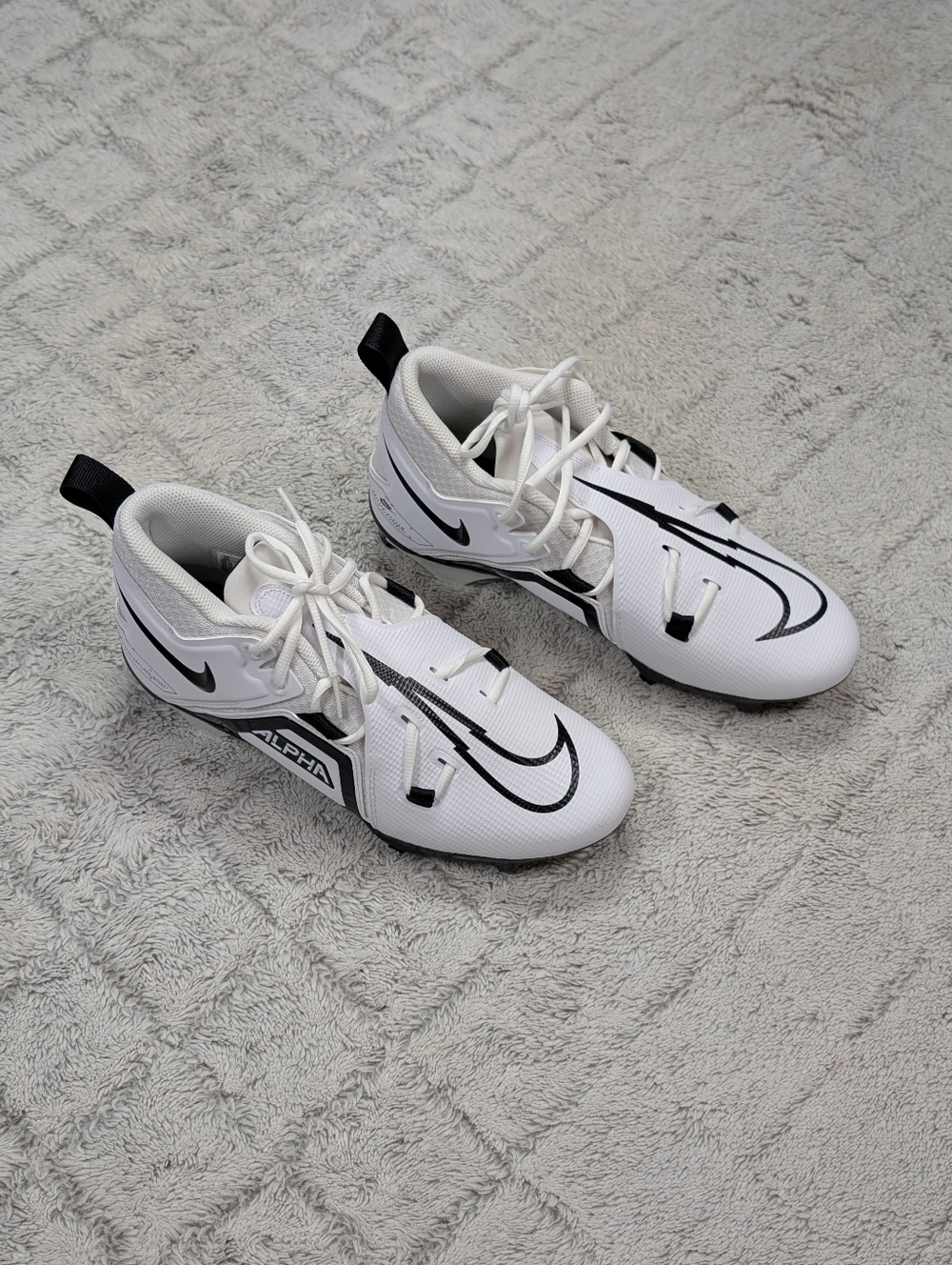 Nike Alpha Menace Pro 3 White Black Football Cleats Mens Size 10 CT6649-100 NEW
